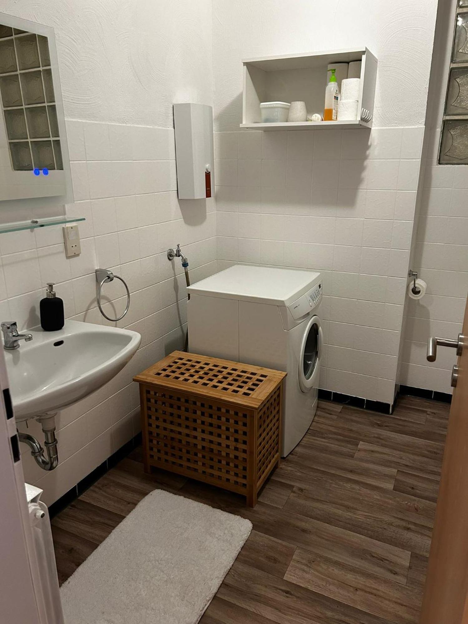 Gemuetliche Ferienwohnung-Appartement Бад-Ейнгаузен Екстер'єр фото
